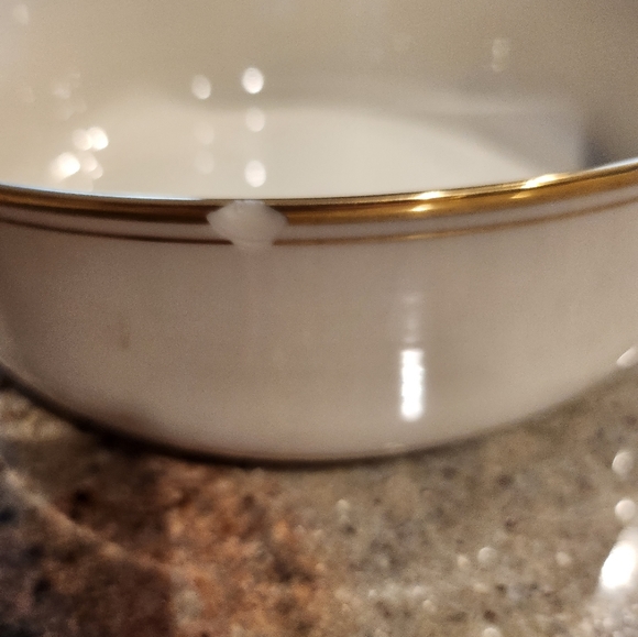 🤎VINTAGE LENOX🤎 Serving Bowl🤎 - Picture 3 of 4
